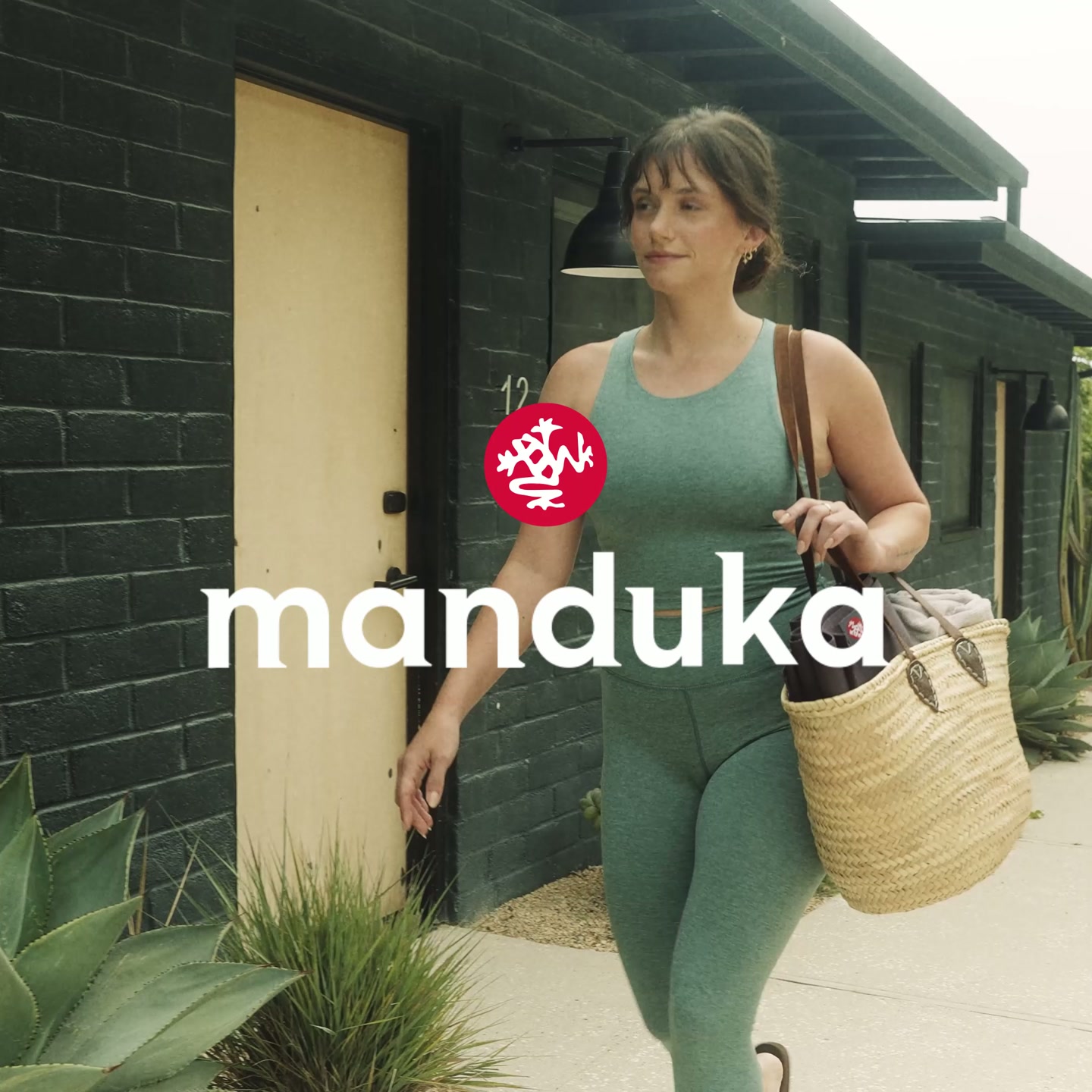 Lightweight. Foldable. Travel-Ready.