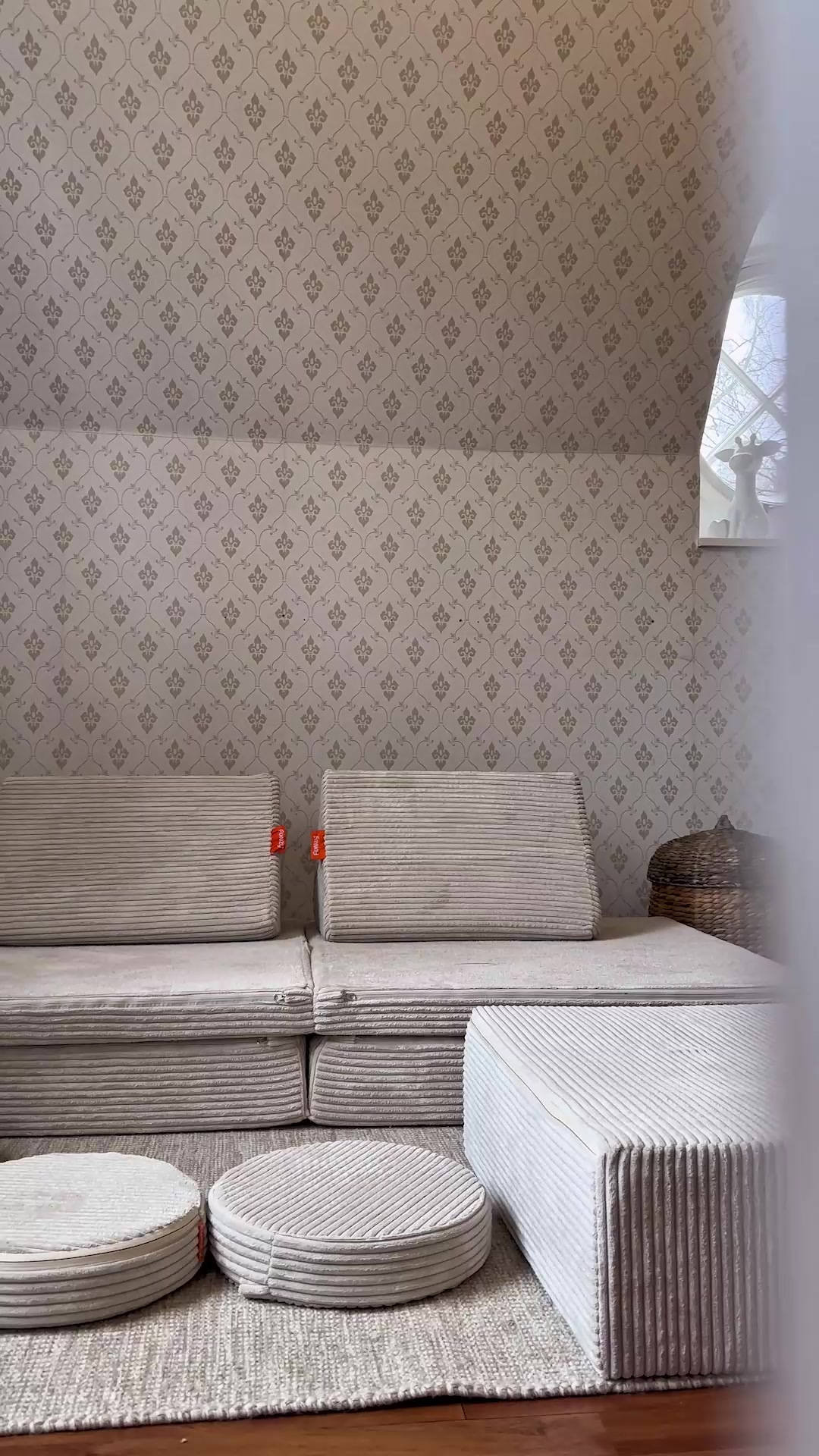 Part sofa, part toy. For endless fun.