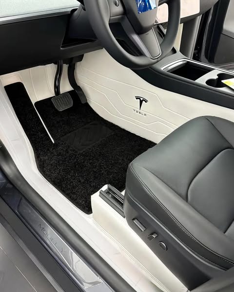 2025-2026 Tesla Model Y Juniper Floor Mats