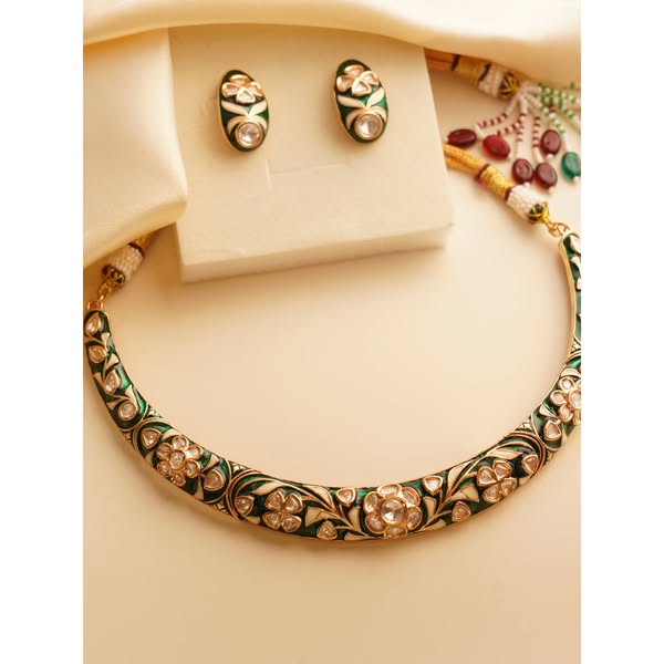 Meenakari Hasli Choker Necklace Set with StudsRated 4.95