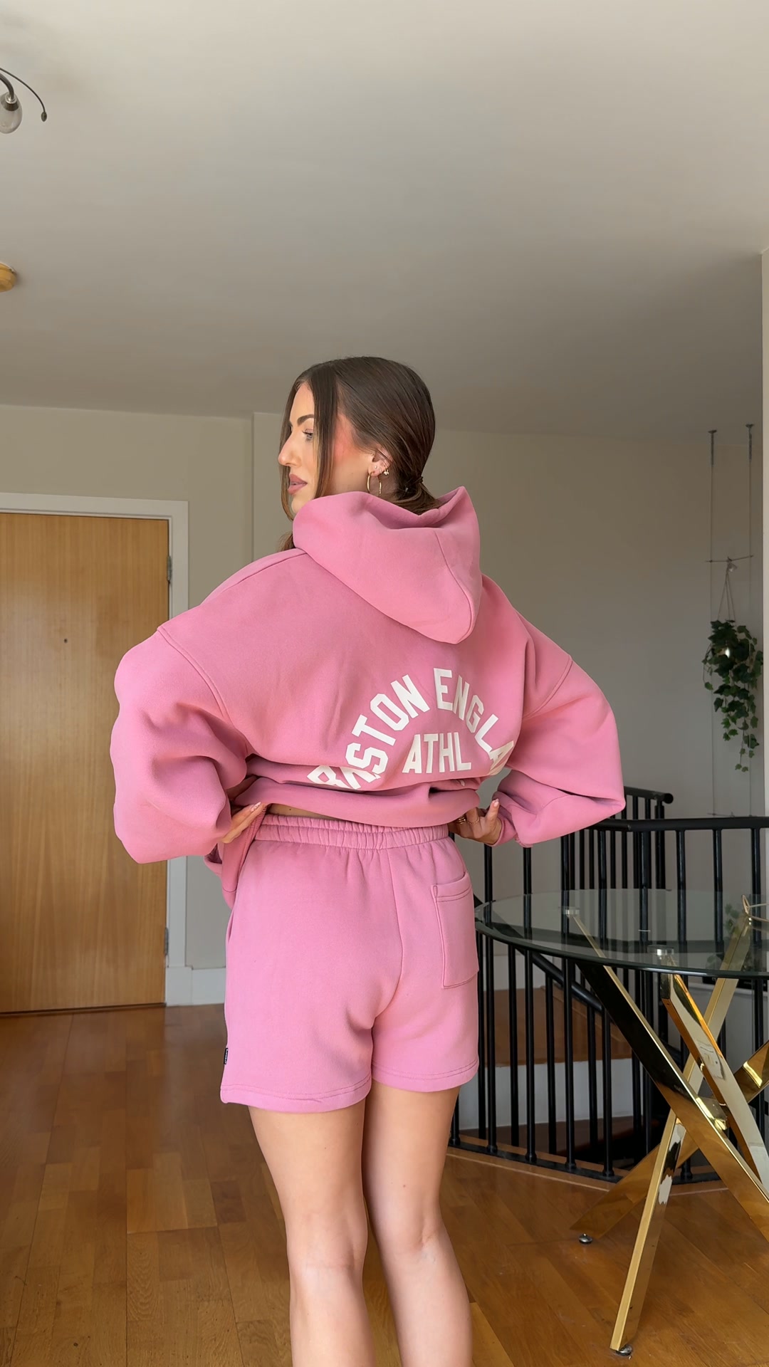 Trending Now >