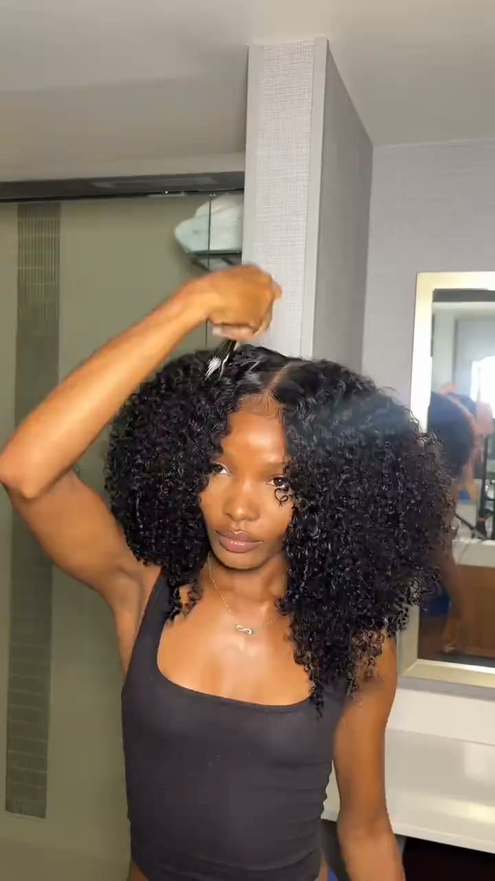 Anúncio de Curlymewig