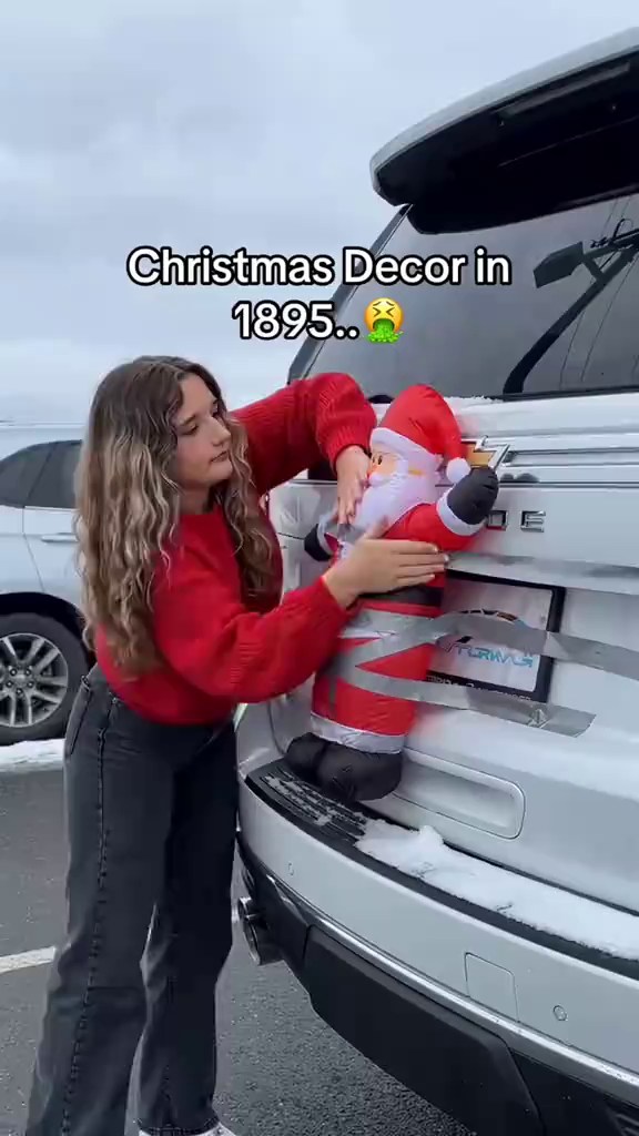 Turn Your Car Into a Holiday Wonderland!