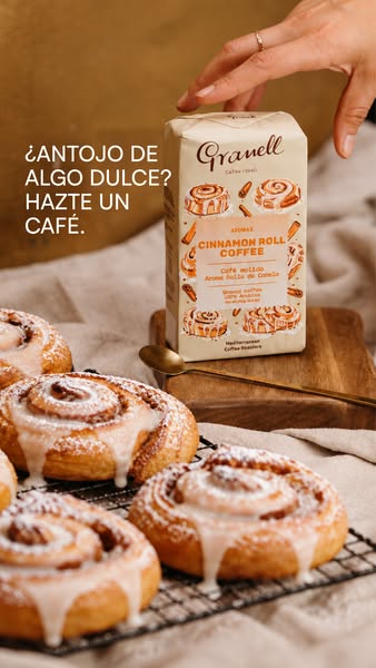 Café aroma Cinnamon Roll