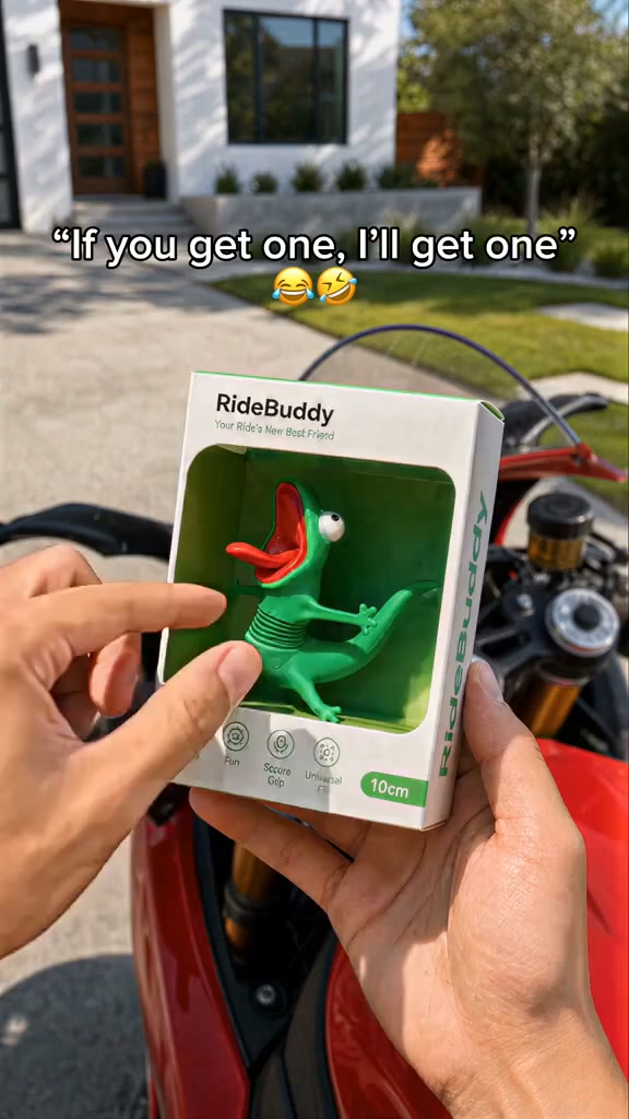 Wobbling Spring Lizard Motorcycle Ornament – Funny Road-Vibration Rider Buddy