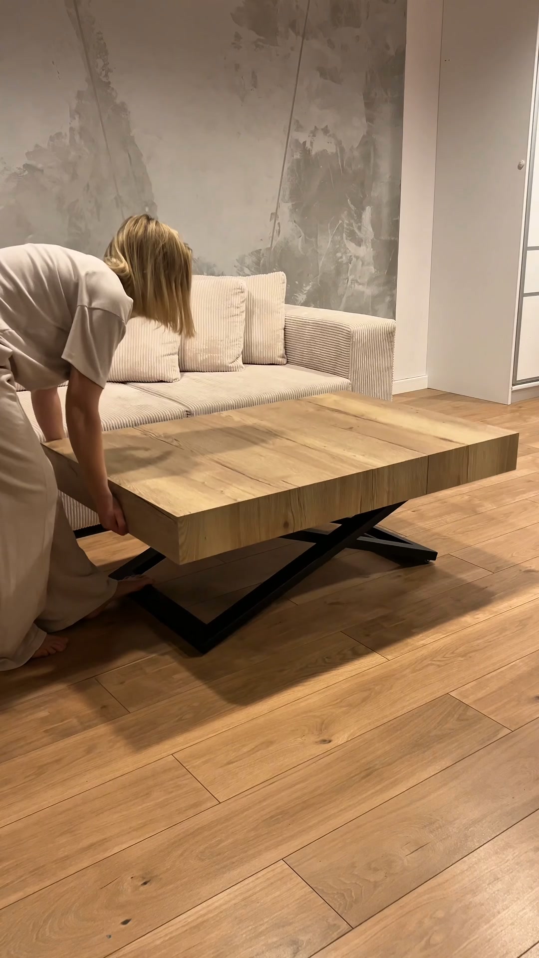 Calpe — stół który rośnie razem z przyjęciem. Od 120 do 200 cm