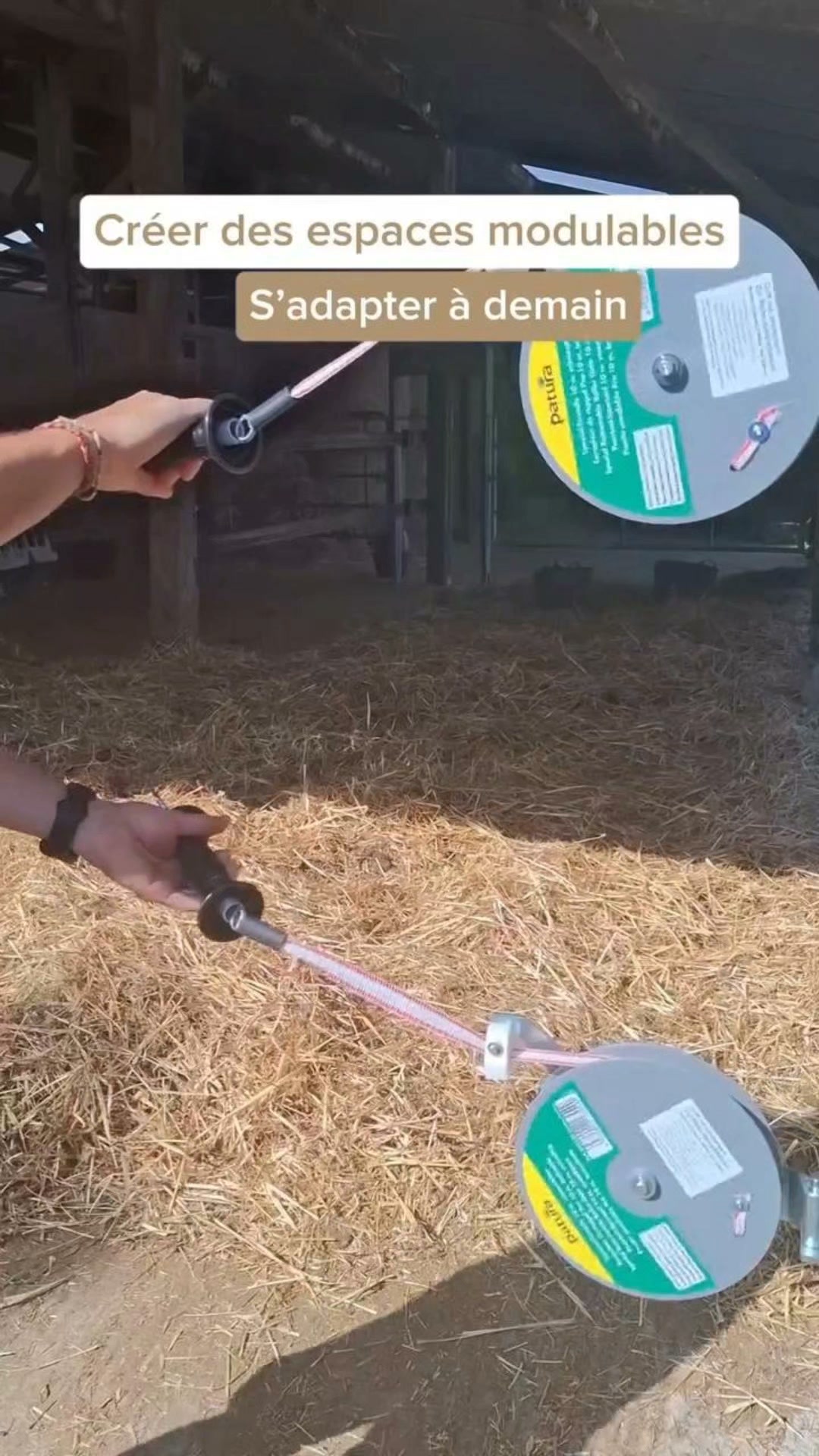 Spring Retractable Electric Fence Gate｜20m Polytape, Auto‑Rewind