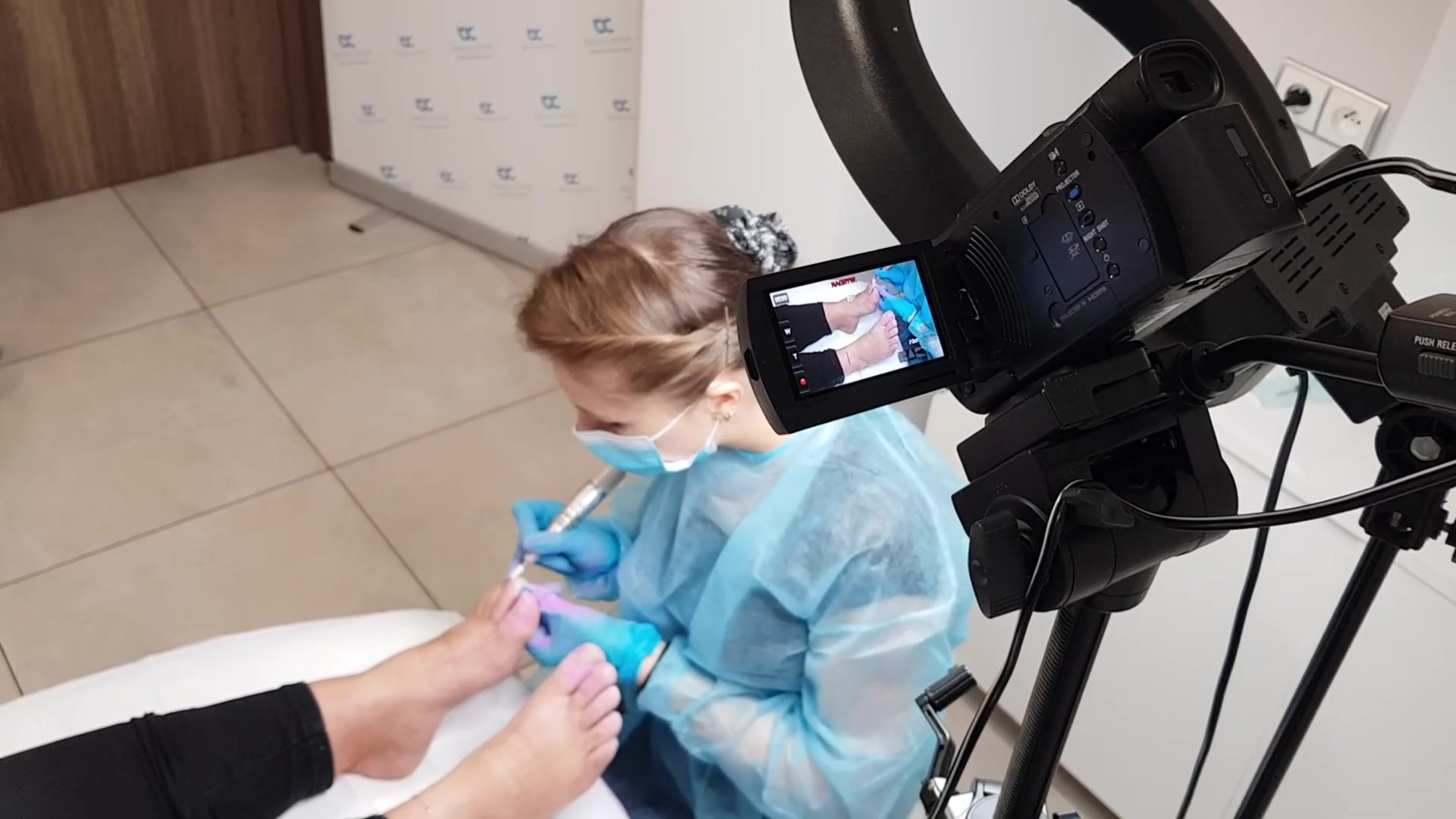Kurs robienia pedicure hybrydowy
