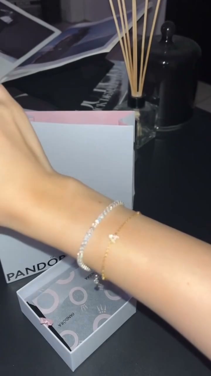 BLACK FRIDAY IS HERE — UP TO 60% OFF PANDORA