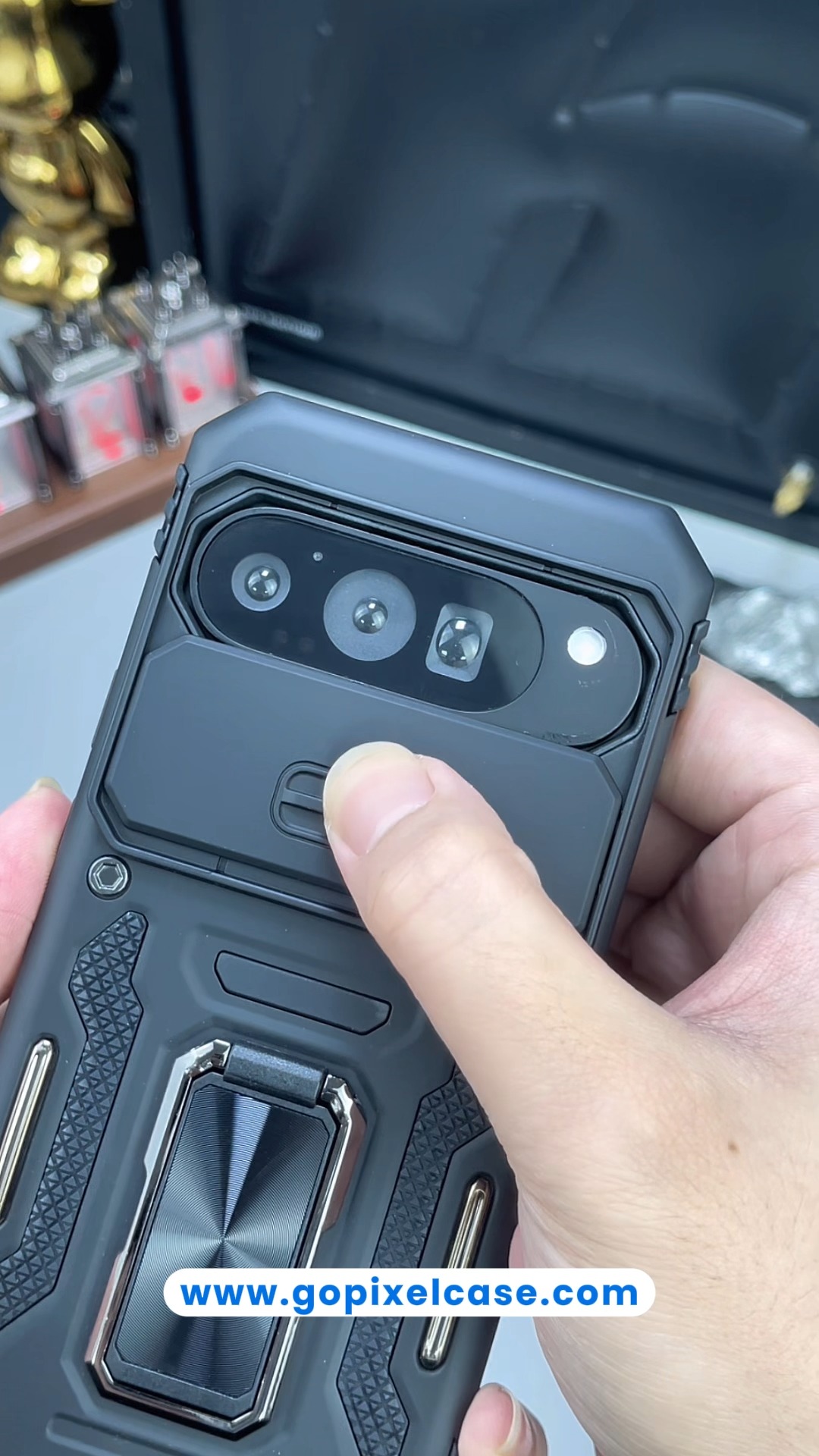 Anúncio de Go Pixel Case