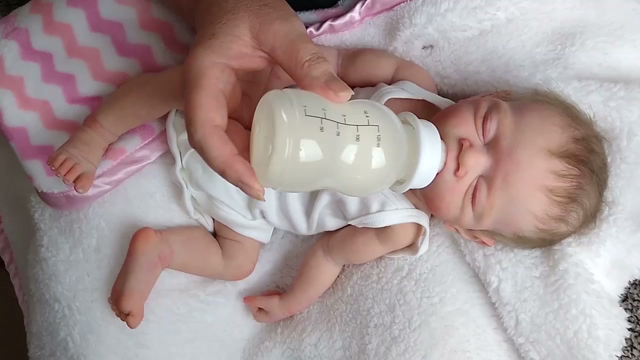 Anúncio de Baby Doll