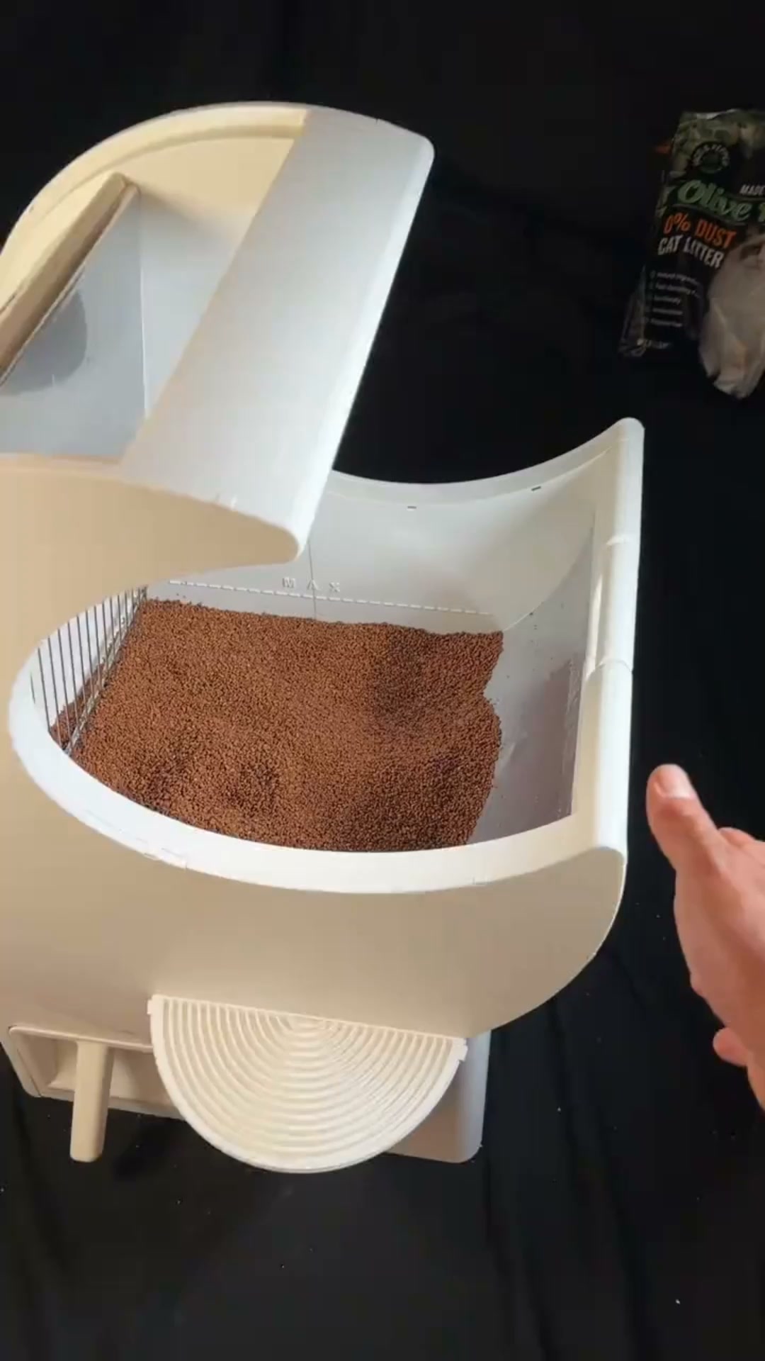 No Scooping, No Electricity! The 5-Second Rotating Litter Box is Here