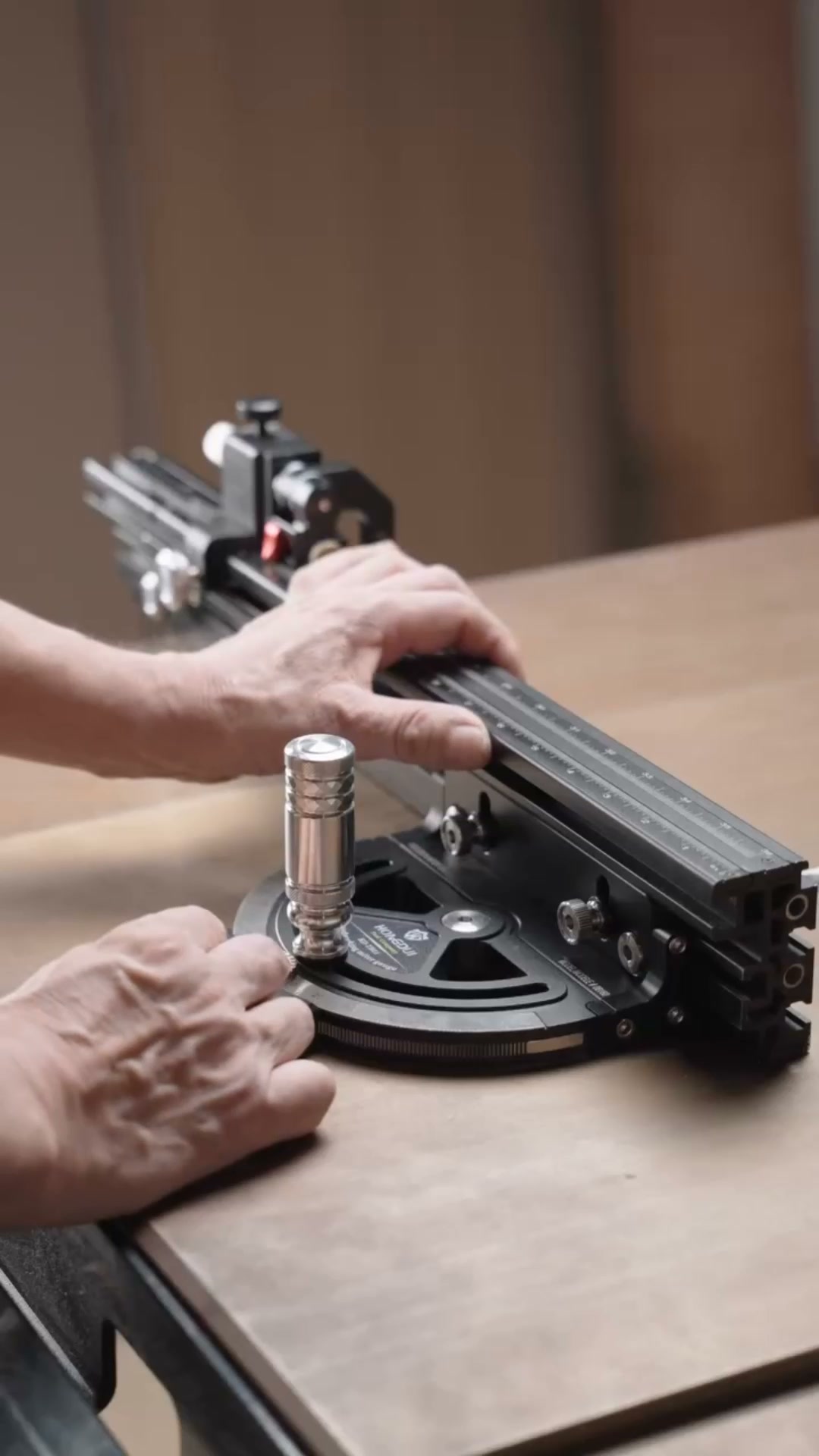 Precision Miter Gauge | Full-Range Locking (-70° to 70°)