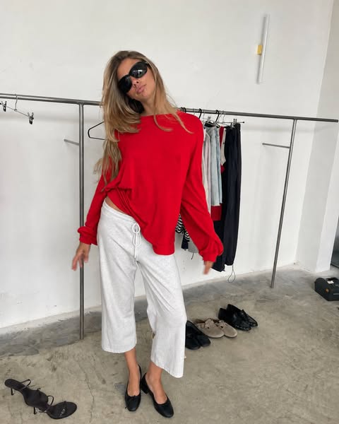 Long sleeve tee red