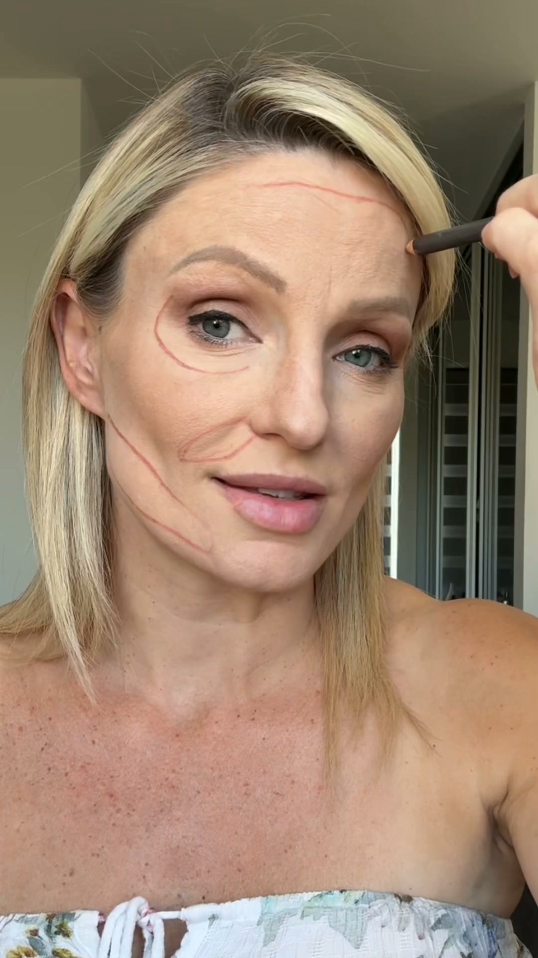 The Signs of Collagen Loss You Can See in the Mirror