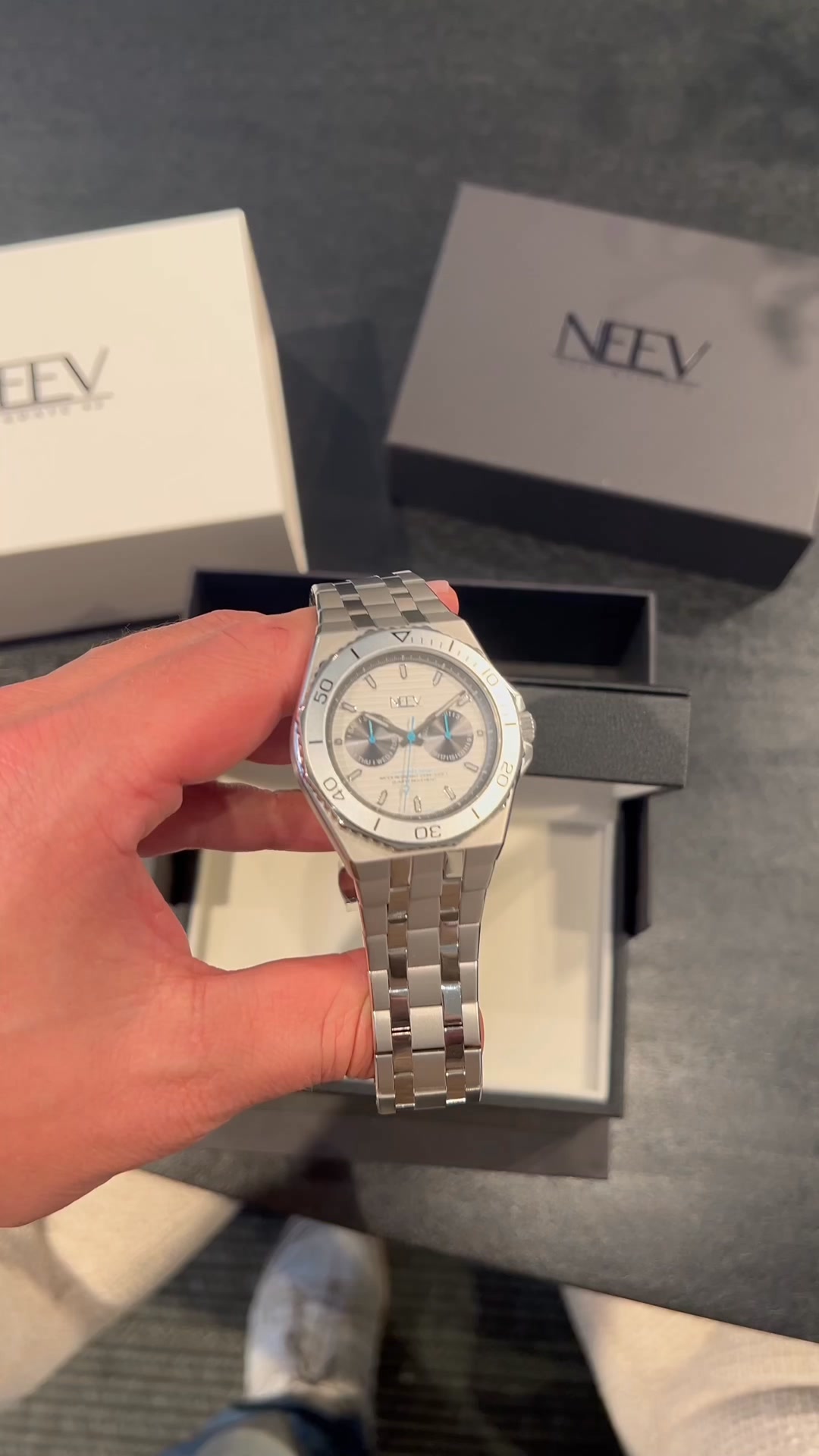 NEW IN — De SPORT42