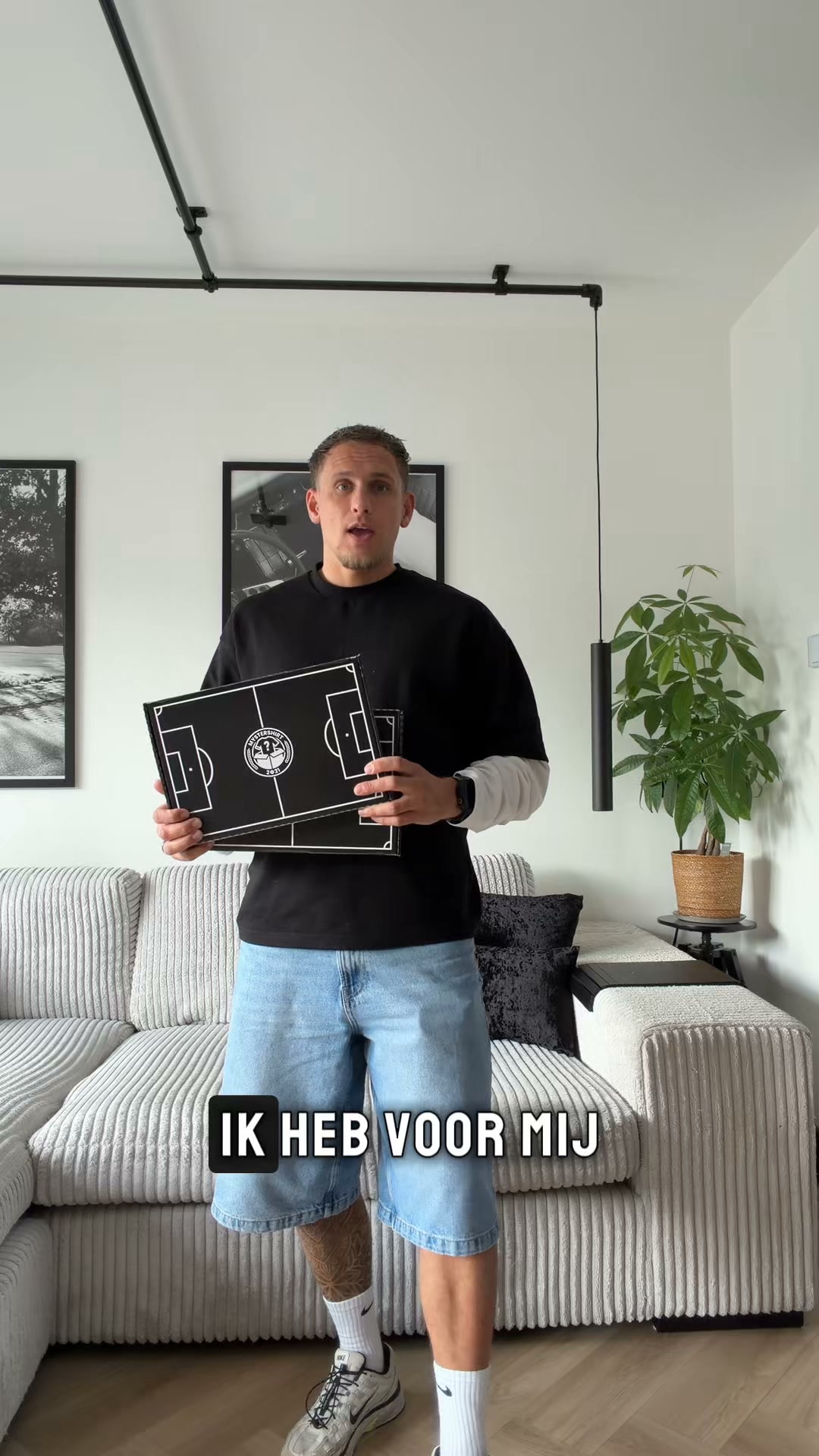 20.000+ shirts op voorraad.