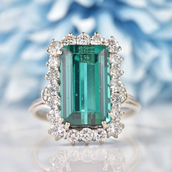 Vintage Blue Tourmaline & Diamond 18ct White Gold Cluster Ring