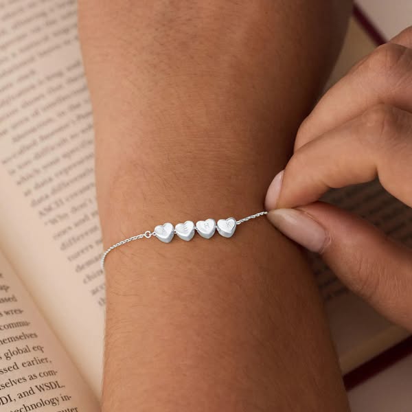 Bracelet personnalisé avec initiale en cœur