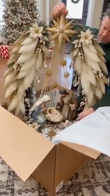 Let The Christmas Story Shine