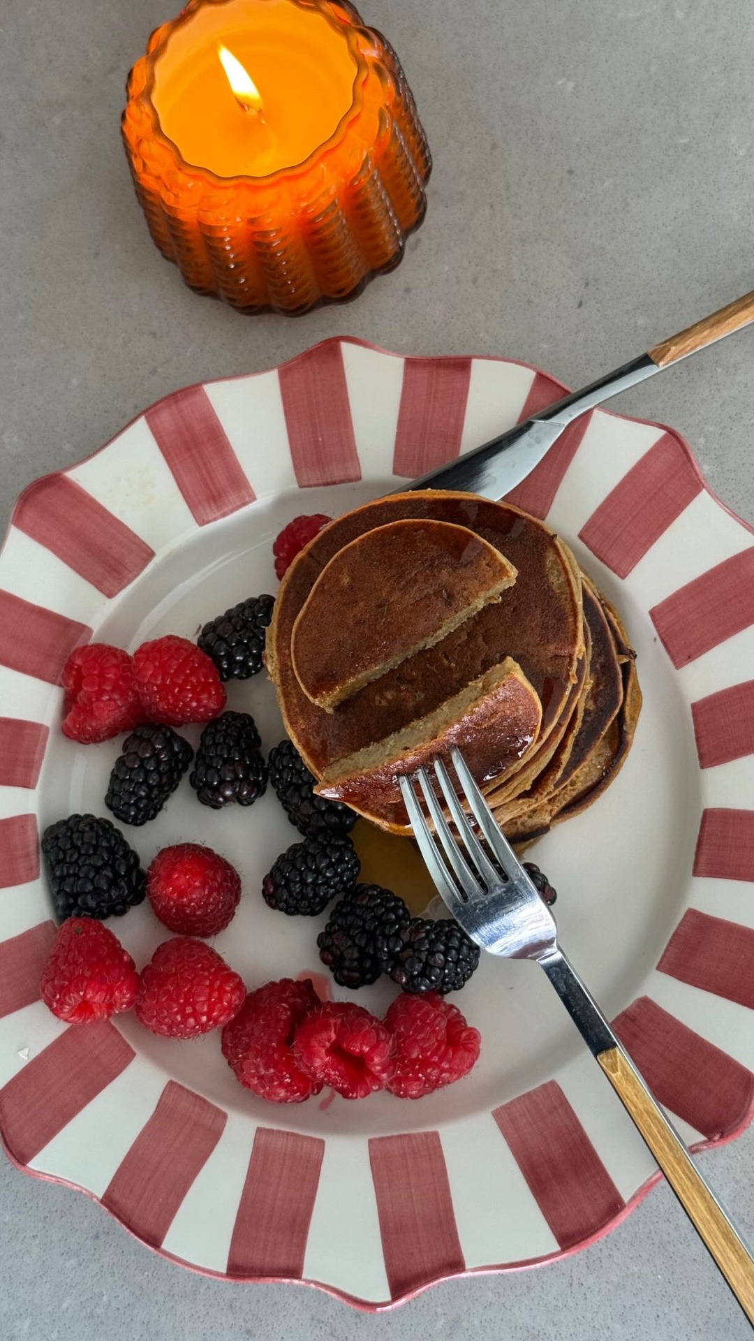 Anúncio de eatwithalice_