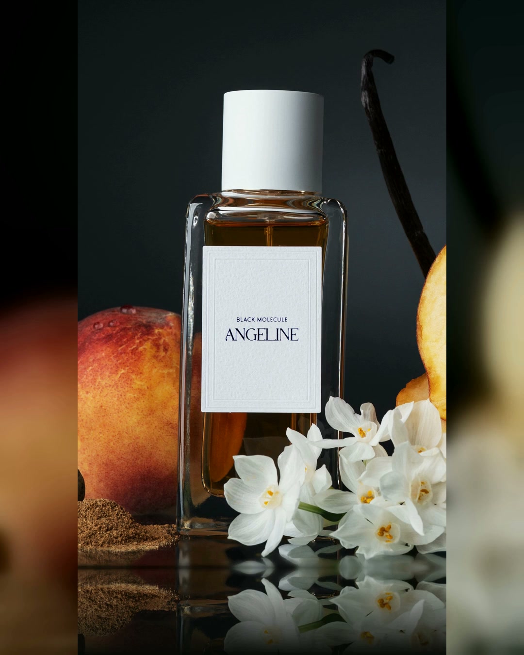 Anúncio de Angeline Perfume