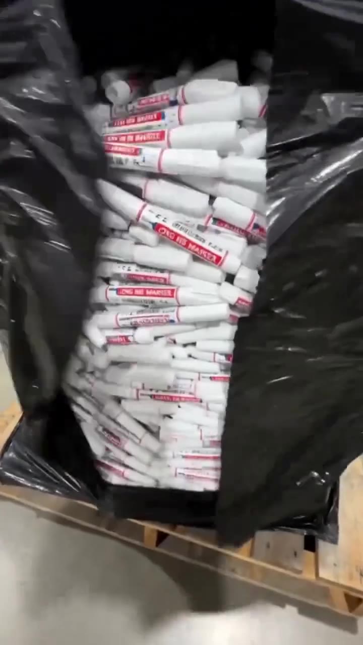 Precision Tip Quick-Dry Oil-Based Marker Pen