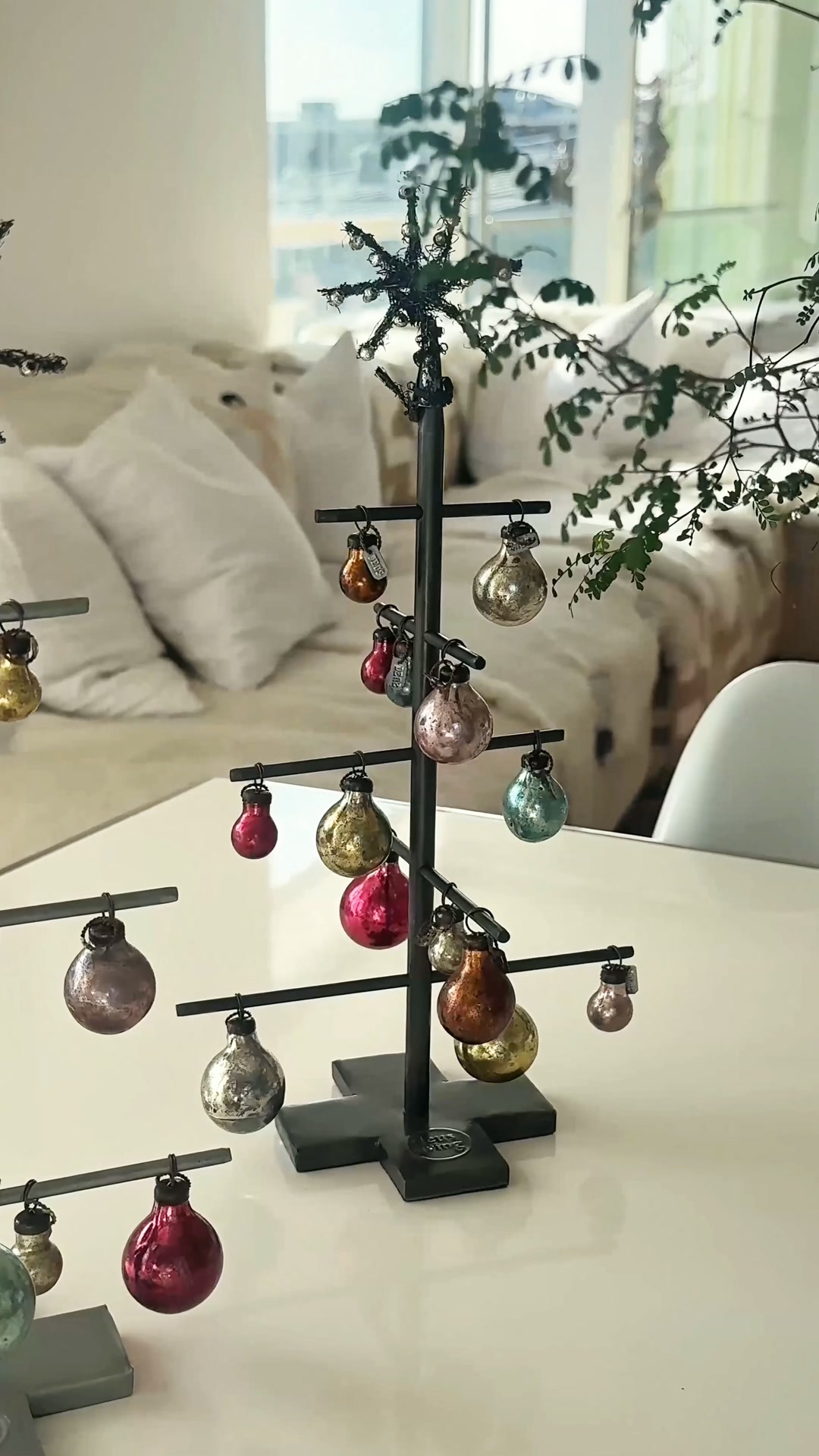 Small Dark Metal Tree with Mixed-Color Beads | Deus Living