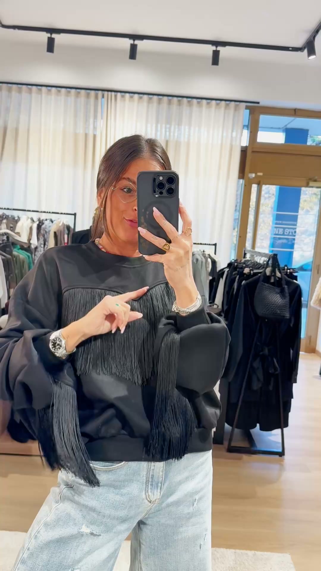 Disponibile in diversi colori