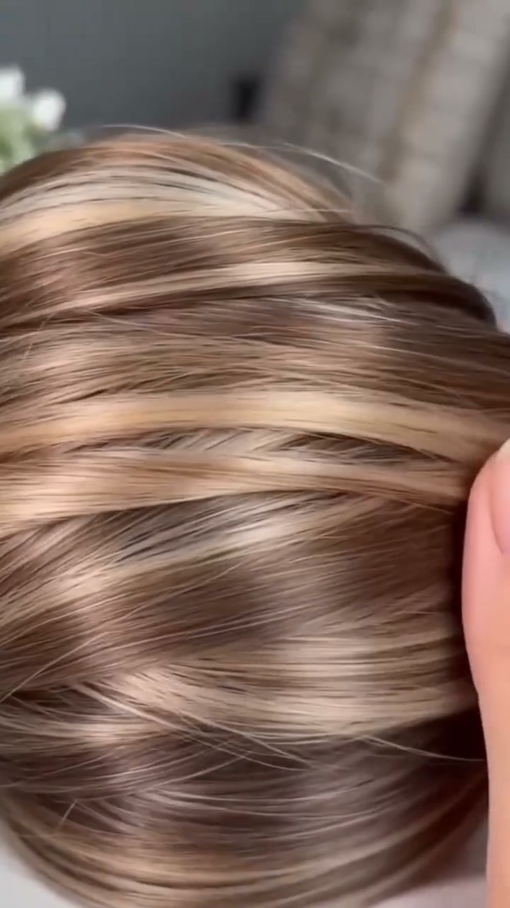 2026 HOT SALE 50% OFFLimited-time Offer: Buy 1 Get 1 Free!—Messy Bun Hair Scrunchie for Women