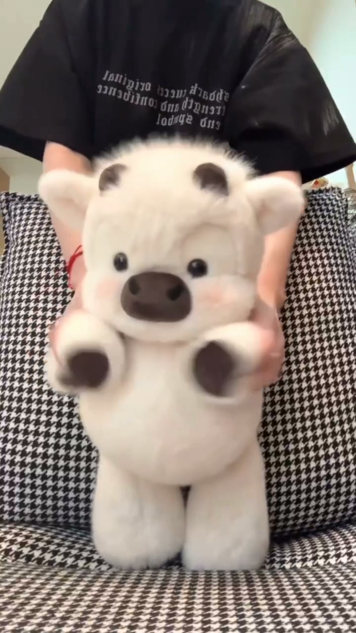 These plushies can run!