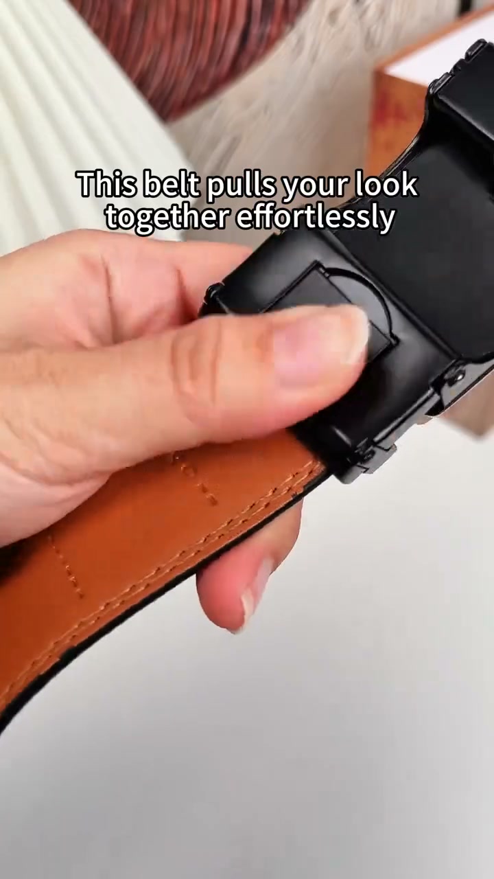 Leather Ratchet Belt With Adjustable Buckle