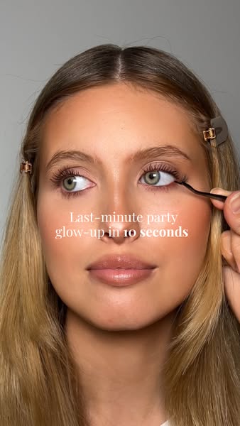 Self-stick Lashes