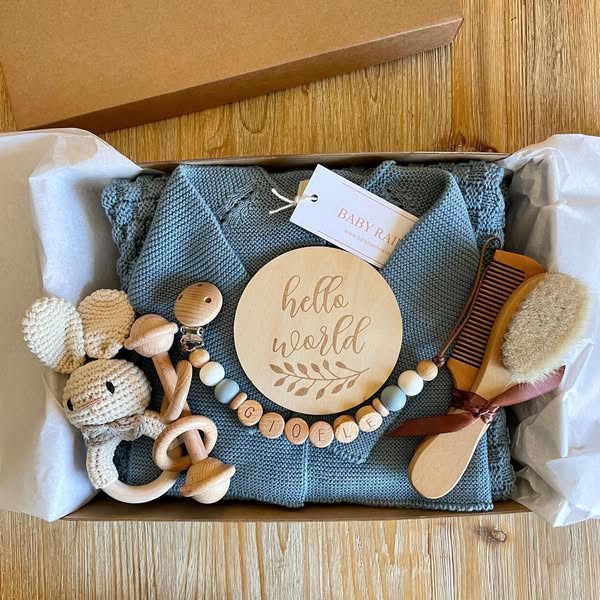 Luxury Baby Gift Box - Newborn | Baby Rainbow