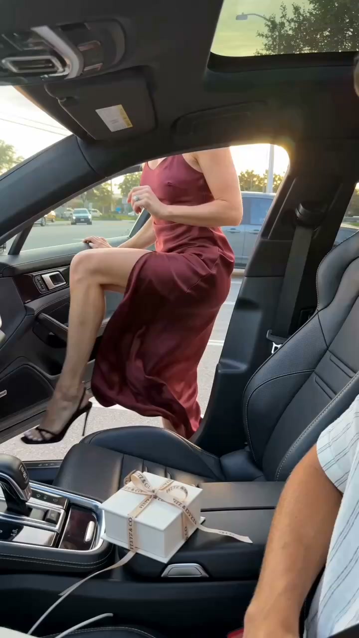 Make her feel special