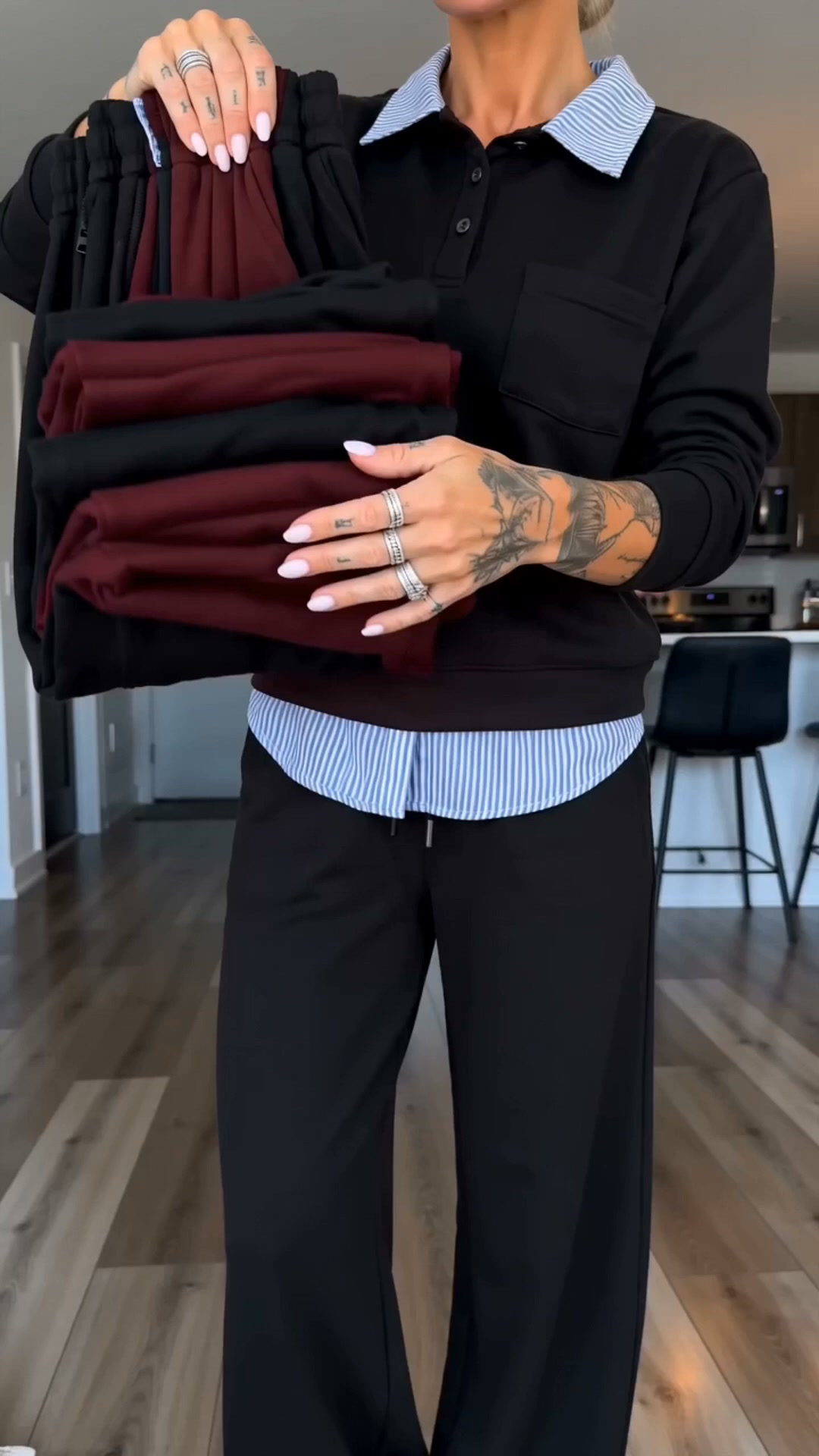 Damen Zweiteiliges Sweatshirt- und Hosen-Set mit Fake-Look