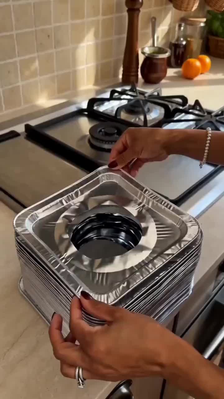 Feuilles de protection en aluminium pour cuisinière à gaz