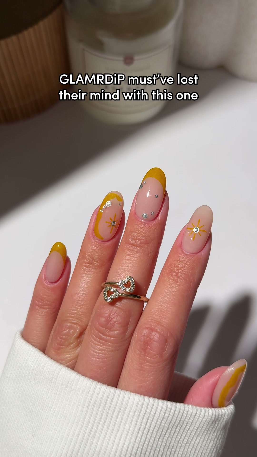 Beautiful Nails. Zero Salon Hassle.