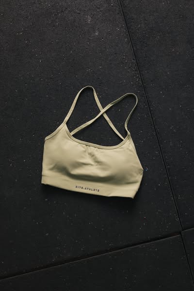 El top que buscabas es de Rite Sport