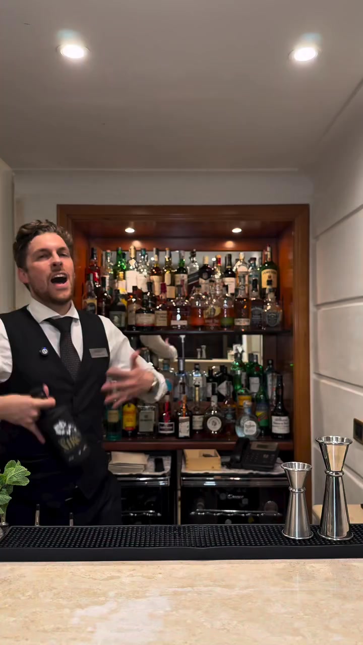 Scopri Gin Niro
