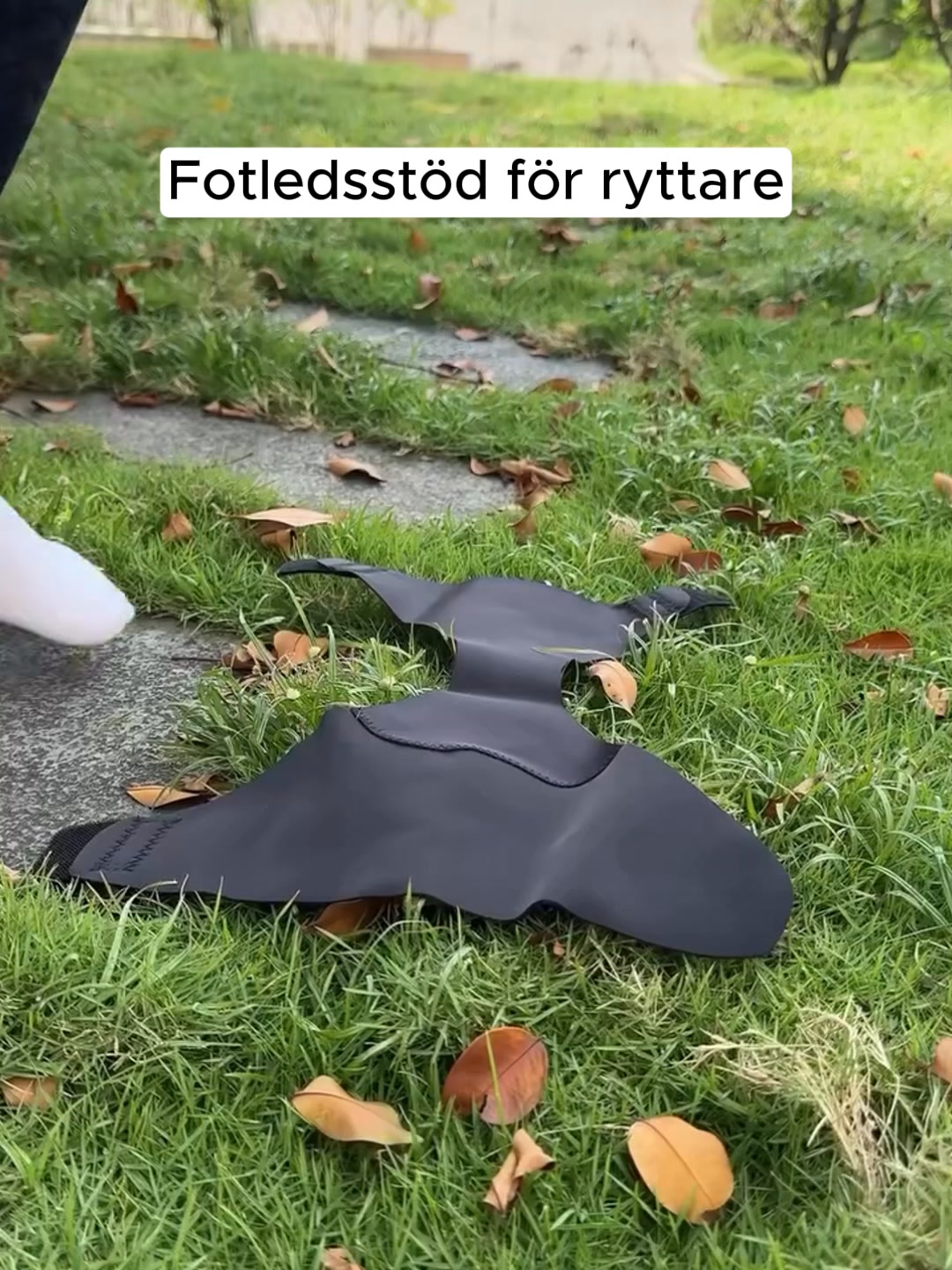 Håller fotleden stabil