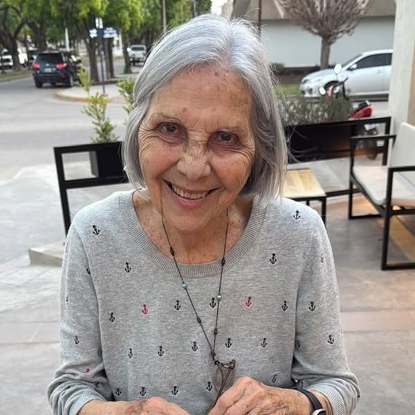 I'm 84, From Argentina. I Spent My Life Teaching Kindergarten. Now I Paint Needlepoint Canvases. Story Here