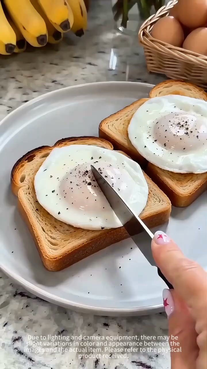 Two-Compartment Plastic Microwave Egg Steamer