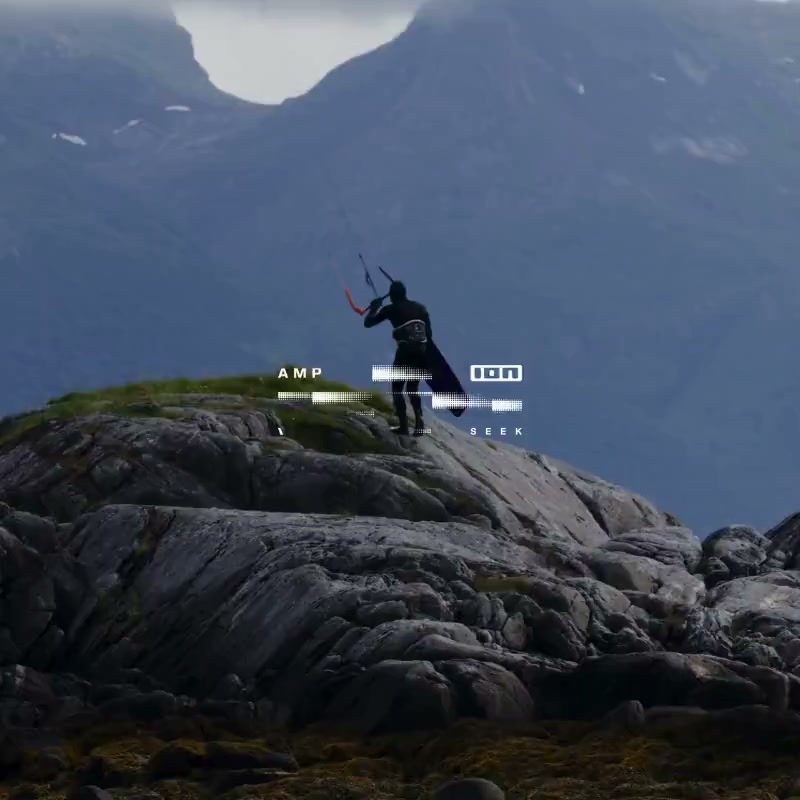 The Amp Wetsuit - the perfect combination of warmth and flexbility