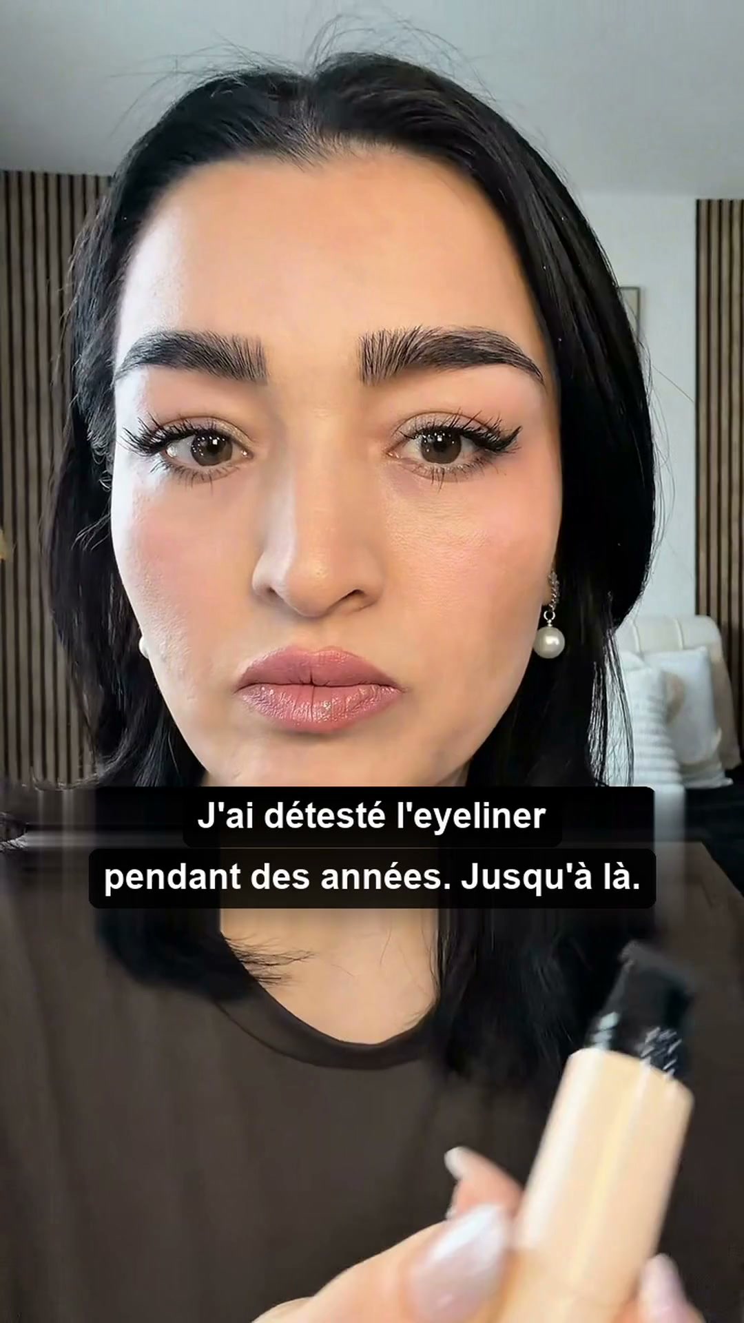 Ton eyeliner en 10 secondes. Sans trembler.