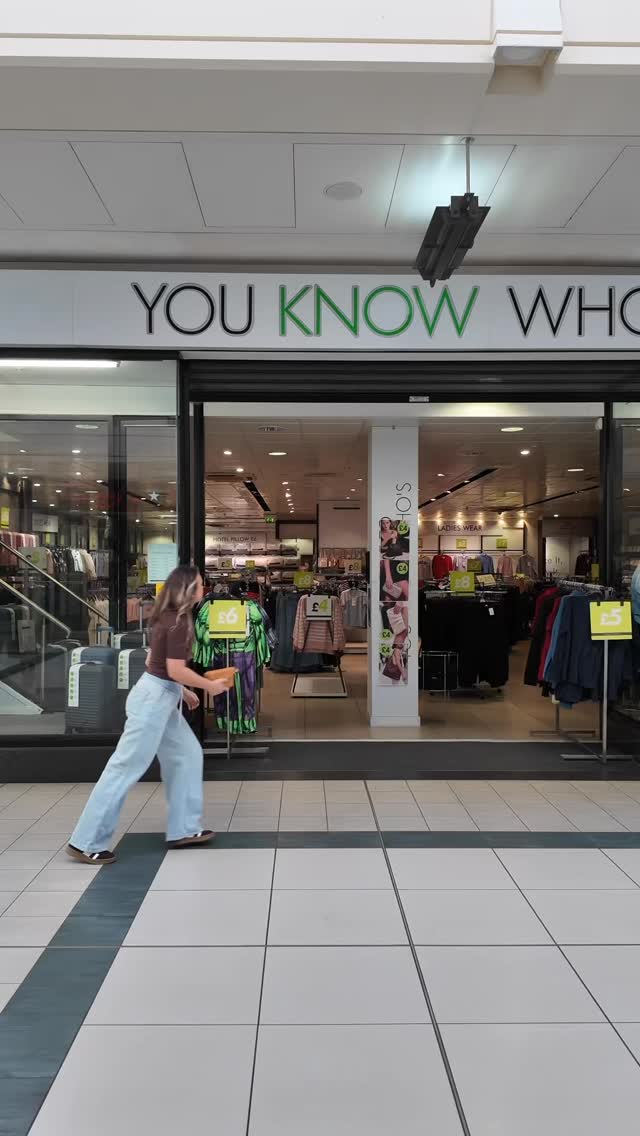 Anúncio de You Know Who's