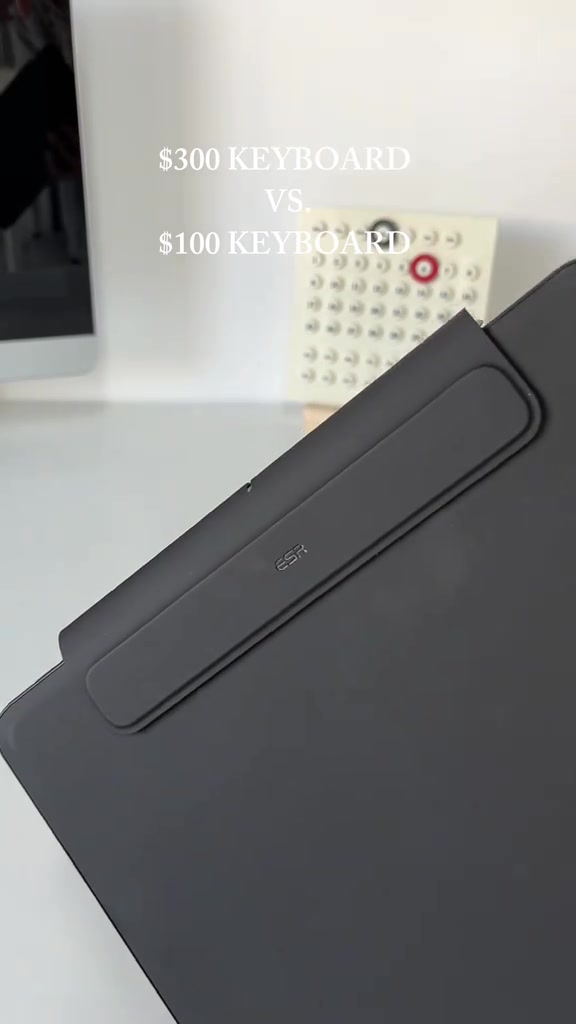 ESR iPad Keyboard Case