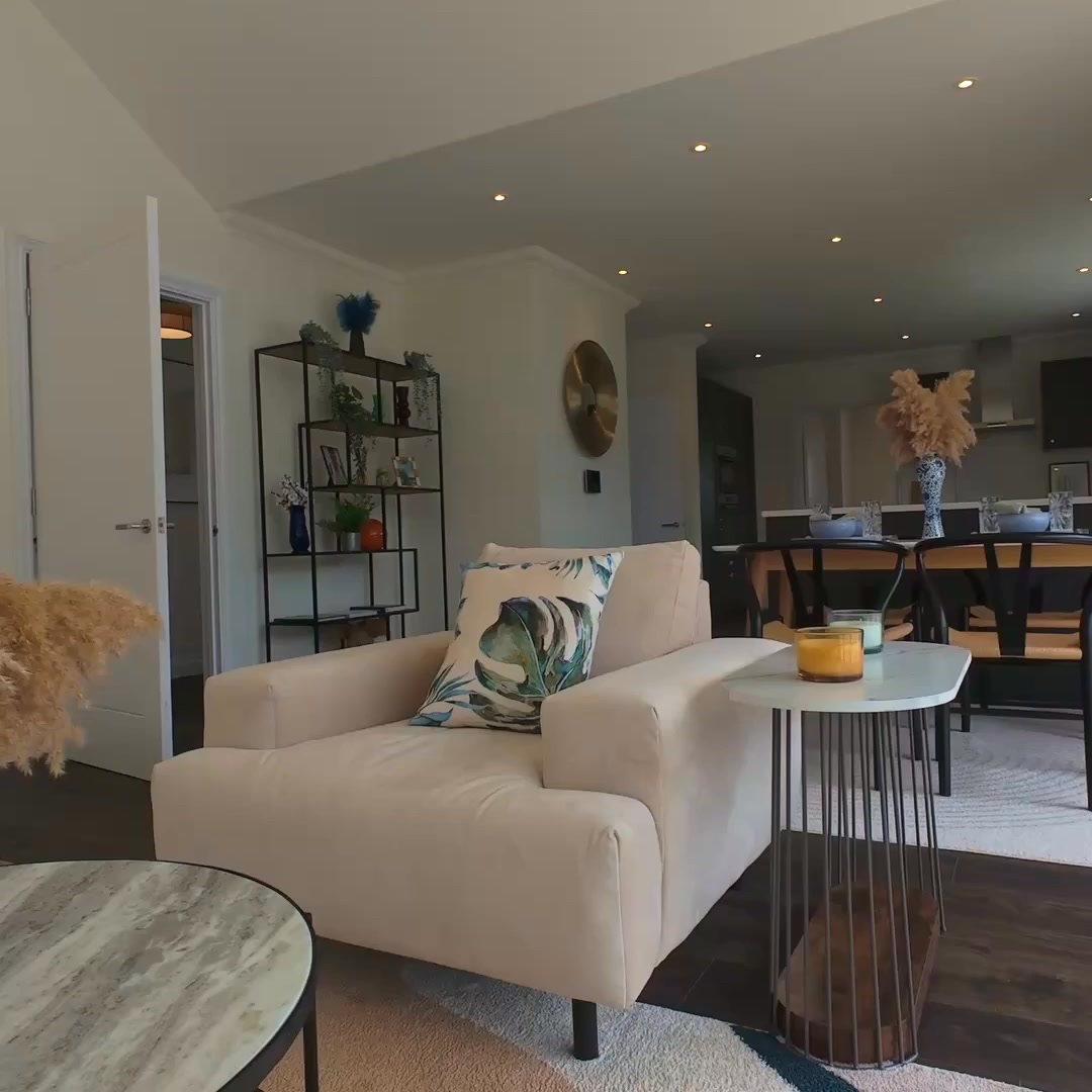 Discover Life at Burnham Waters