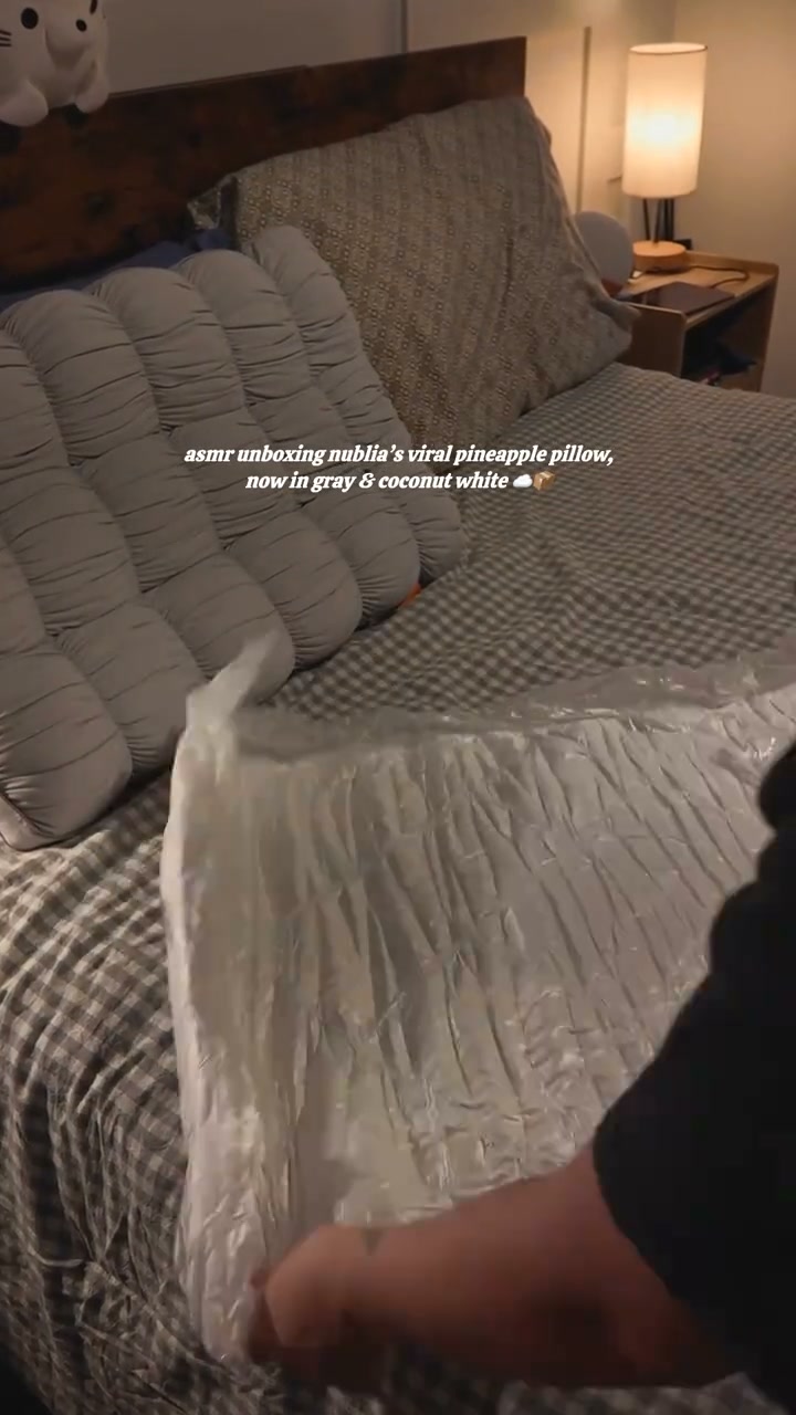 Still sleeping on a pillow designed like it’s 1995?