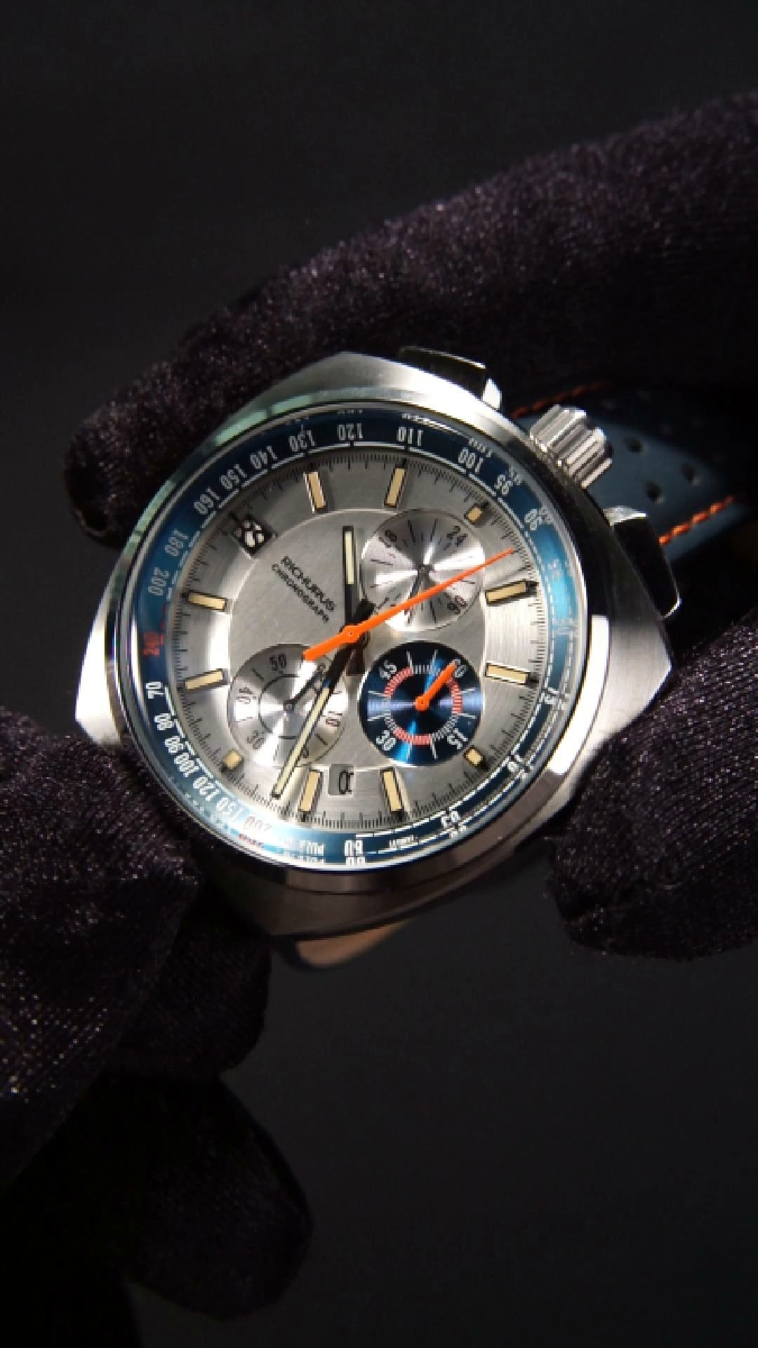 Your Daily Bull Head Chrono-15% OFF First